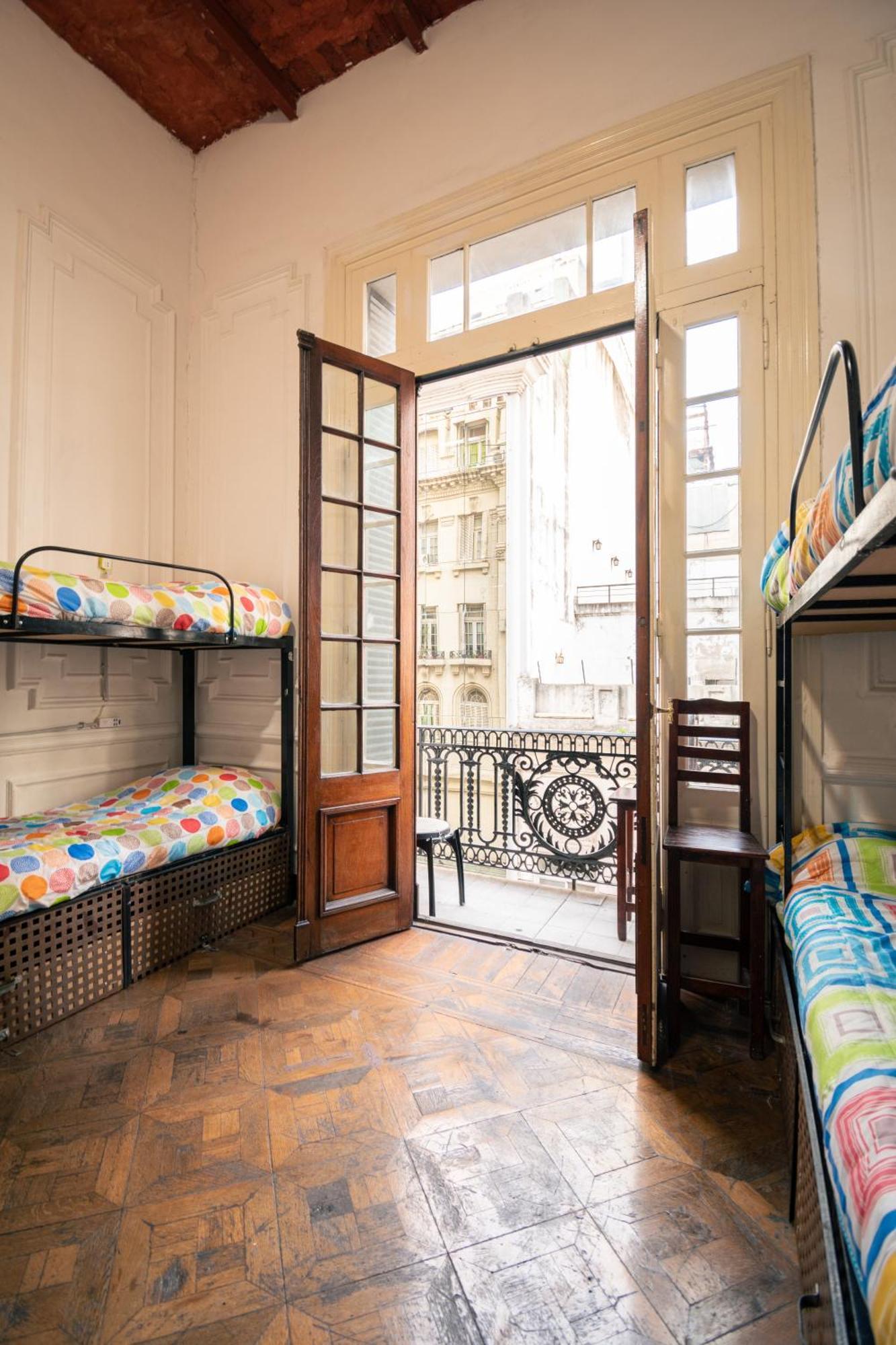 Ideal Social Hostel بوينس آيرس المظهر الخارجي الصورة